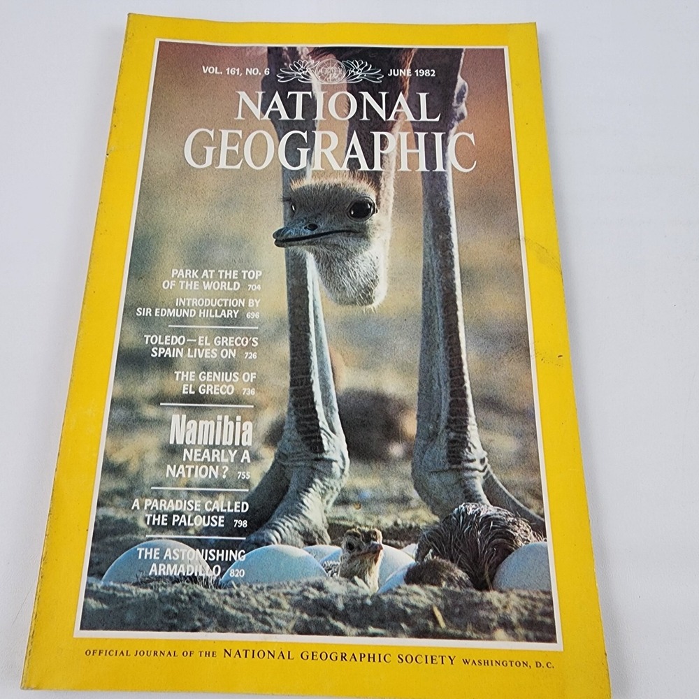 National Geographic Magazine June‎ 1982 No Insert